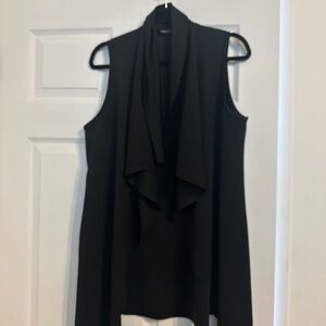 SHEIN Black Sleeveless Vest